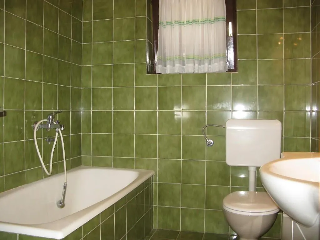 *** Gasthuis Apartments Pende 3122 Banjol Kroatië